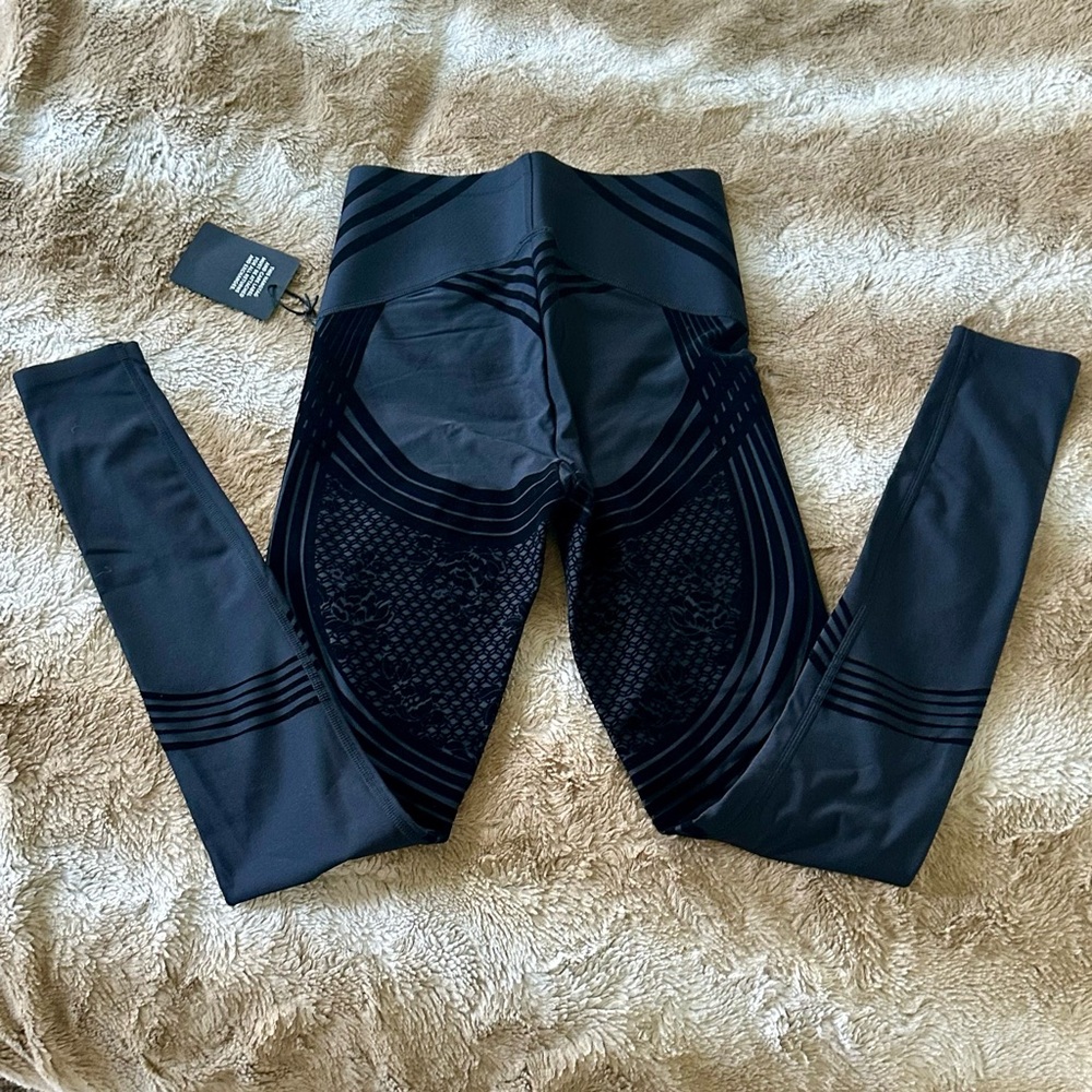Savage X Fenty Black Leggings - Picture 8 of 16
